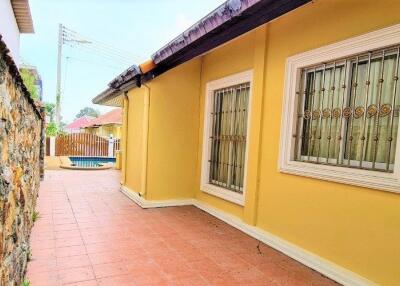 Three Bedrooms House For Rent in Pattaya