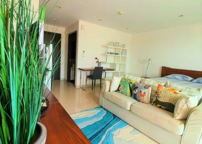 Elegance condo Pratumnak For Rent