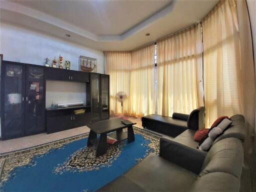 East Pattaya 3 Beds House for Rent