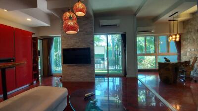 Infiniti Condominium for Rent in East Pattaya