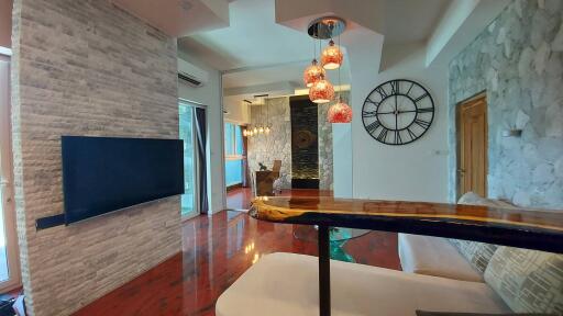 Infiniti Condominium for Rent in East Pattaya