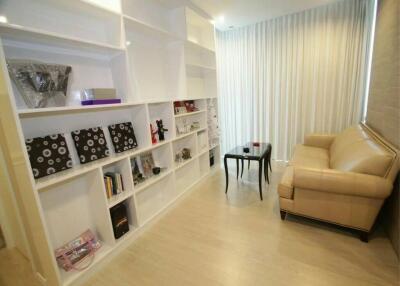 The Room Sukhumvit 21