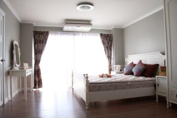 4Bedrooms For Rent at North Pattaya