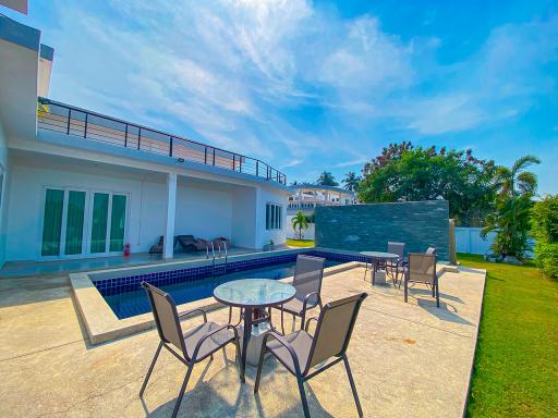 Executive Pool villa House For Rent