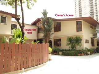 House in Phrom Phong