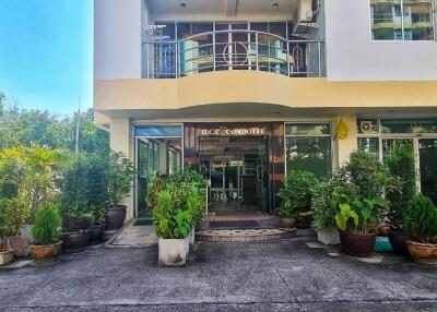 UCC Condo Studio for Rent in South Pattaya