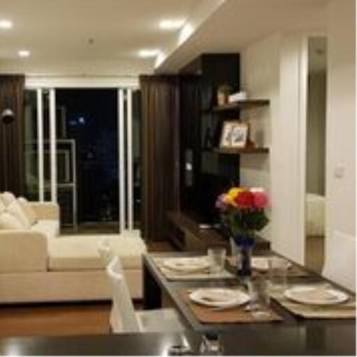 15 Sukhumvit Residences