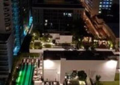 15 Sukhumvit Residences