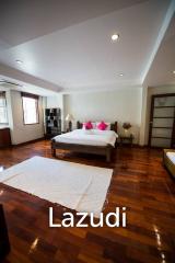 4 Bed 5 Bath 440 SQ.M Townhouse at Sukhumvit 39