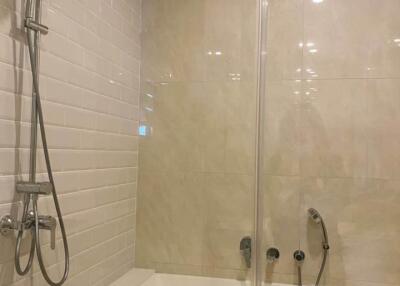 For SALE : Siamese Exclusive Sukhumvit 42 / 1 Bedroom / 1 Bathrooms / 43 sqm / 8500000 THB [S11666]
