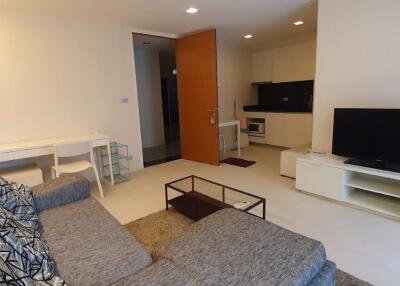 1 Bedrooms 1 Bathroom Size: 38 s.qm Rental Price: 17,000/month XVI The Sixteenth Condominium