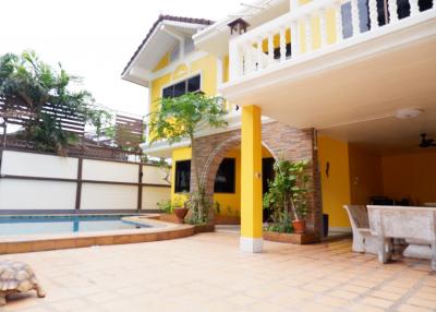 5 Bedrooms House for Rent in Central Pattaya