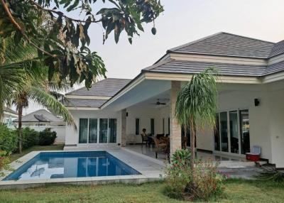 Palm Villas: Great 3 Bedroom Pool Villas