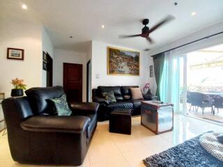 2 Bedrooms Nordic Park Hill Pratumnak for Rent