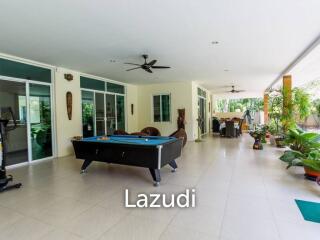 Private 4 Bed Pool Villa on Large Land For Sale in Hin Lek Fai