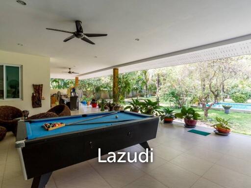 Private 4 Bed Pool Villa on Large Land For Sale in Hin Lek Fai