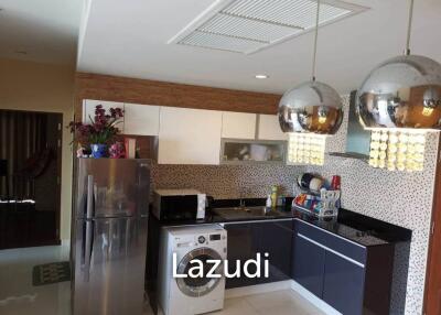 2 Bed 3 Bath 75 SQ.M The Axis Condo