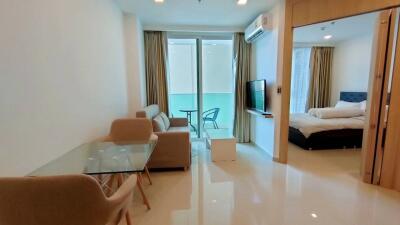 City Garden Tower Condo for Rent