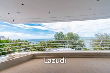 SANDY BEACH CONDO : 2 Bed Seaview Condo