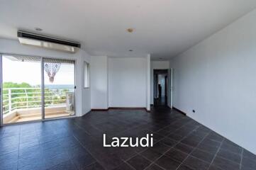 SANDY BEACH CONDO : 2 Bed Seaview Condo