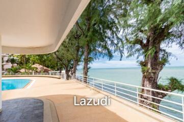 SANDY BEACH CONDO : 2 Bed Seaview Condo