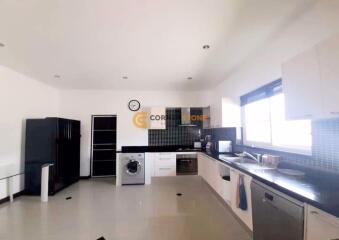 4 bedroom House in  Bang Saray