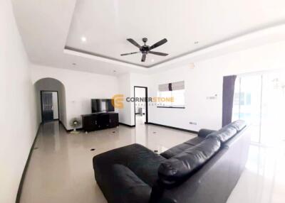 4 bedroom House in  Bang Saray