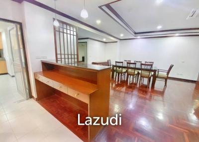 3 Bed 3 Bath 260 SQ.M Prompong Mansion