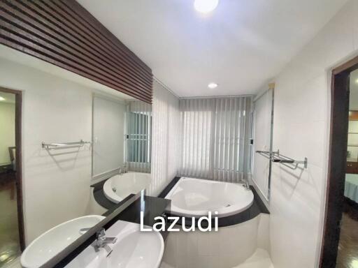 3 Bed 3 Bath 260 SQ.M Prompong Mansion