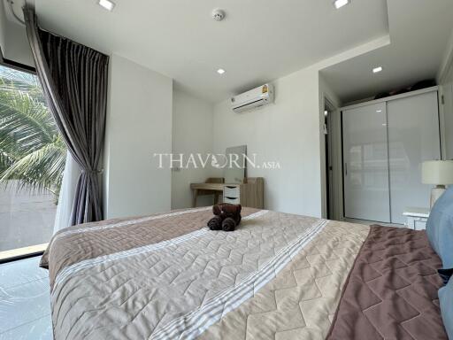 Condo for sale 2 bedroom 55 m² in Siam Oriental Plaza, Pattaya