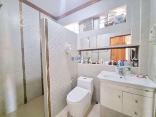 3 Bedrooms House East Pattaya H010789