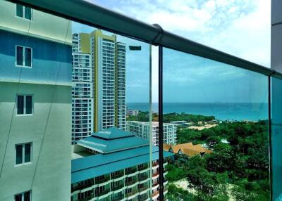 Studio for Rent at Cosy Beach View Condo