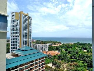 Studio for Rent at Cosy Beach View Condo