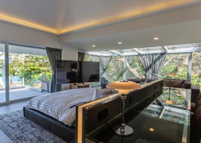 Sea View Patong Villa 5 Bedrooms