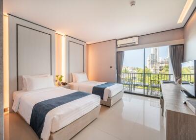 Superior Room for Rent in Manhattan Pattaya