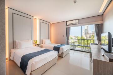 Superior Room for Rent in Manhattan Pattaya