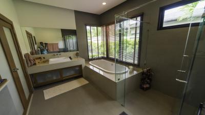 Lush Tropical 3 Bedrooms Pool Villa