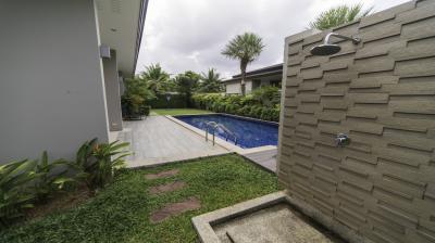 Lush Tropical 3 Bedrooms Pool Villa