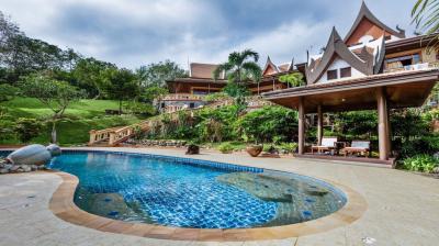 6 Bedrooms Gorgeous Thai Style Villa