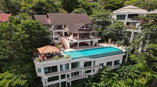 Huge Seven Bedrooms  Sea View Villa in Patong