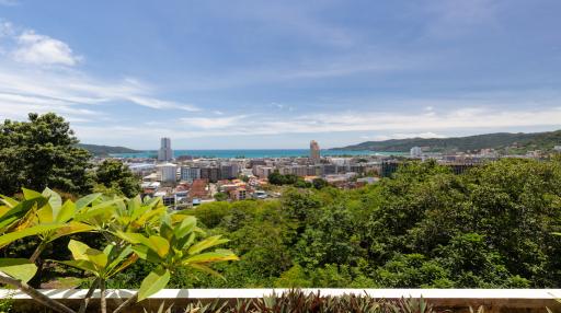 Huge Seven Bedrooms  Sea View Villa in Patong