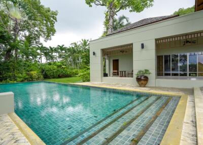 The Contemporary Thai Style with Sea View Villa
