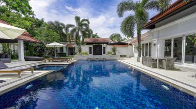 4 Bedroom in Lush Private Tropical Garden Pool Villa