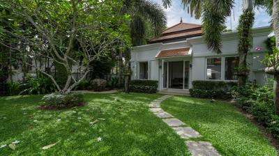 4 Bedroom in Lush Private Tropical Garden Pool Villa