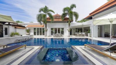 4 Bedroom in Lush Private Tropical Garden Pool Villa