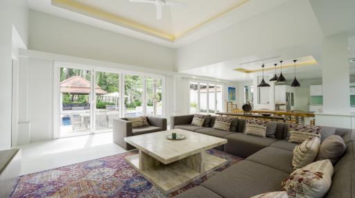 4 Bedroom in Lush Private Tropical Garden Pool Villa