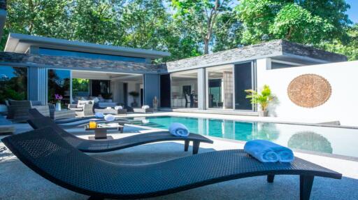 4 Bedroom Contemporary Villas in Cherngtalay