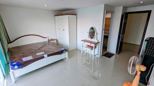 Studio Beach Condo in Bang Sarey for Rent