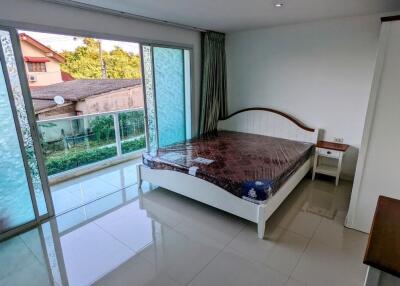 Studio Beach Condo in Bang Sarey for Rent