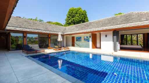 Luxury four-bedroom villa in Rawai